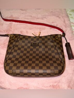 Louis Vuitton South Bank Besace Damier Ebene Crossbody Purse Excellent Condition